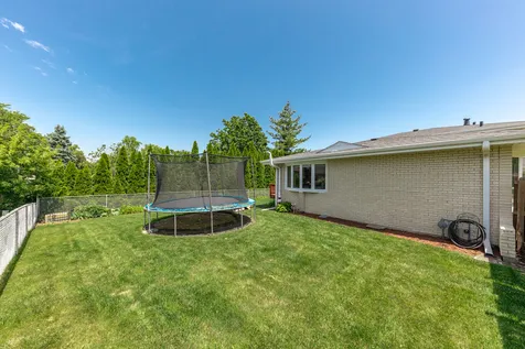 2422 Chippewa Court Lisle IL 60532