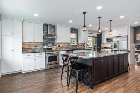 2422 Chippewa Court Lisle IL 60532