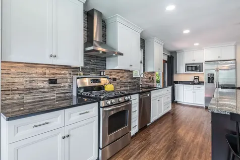 2422 Chippewa Court Lisle IL 60532