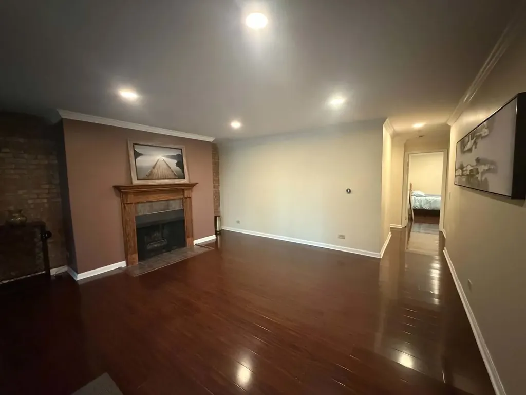 6023 Forest View Road Lisle IL 60532