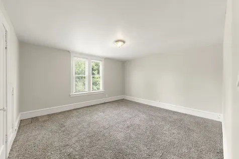 617 South 4th Street Aurora IL 60505