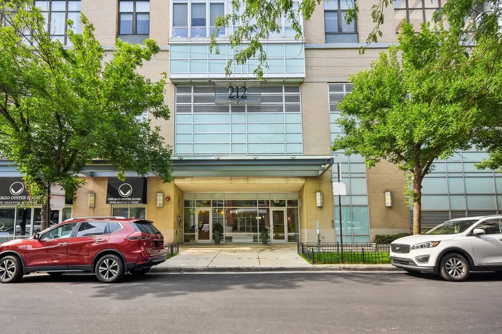 212 East Cullerton Street Chicago IL 60616