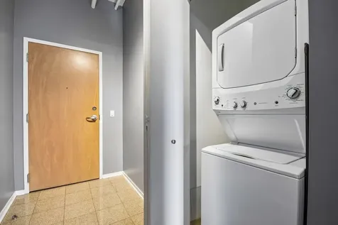 212 East Cullerton Street Chicago IL 60616