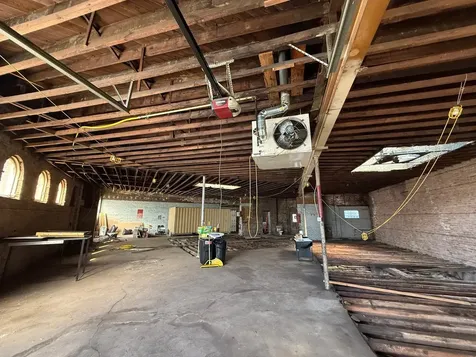 4271 North Elston Avenue Chicago IL 60618