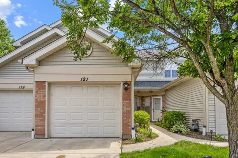 121 Golfview Drive Glendale Heights IL 60139