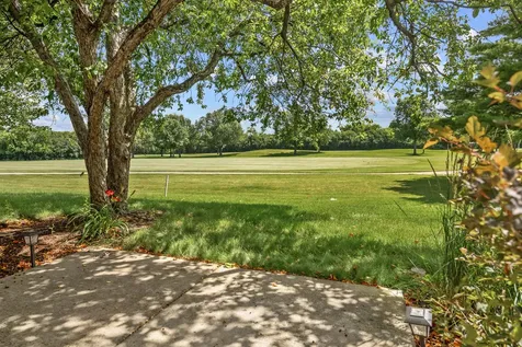 121 Golfview Drive Glendale Heights IL 60139