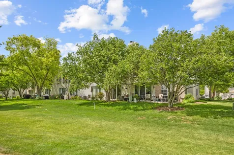 121 Golfview Drive Glendale Heights IL 60139