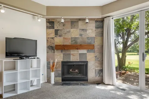 121 Golfview Drive Glendale Heights IL 60139