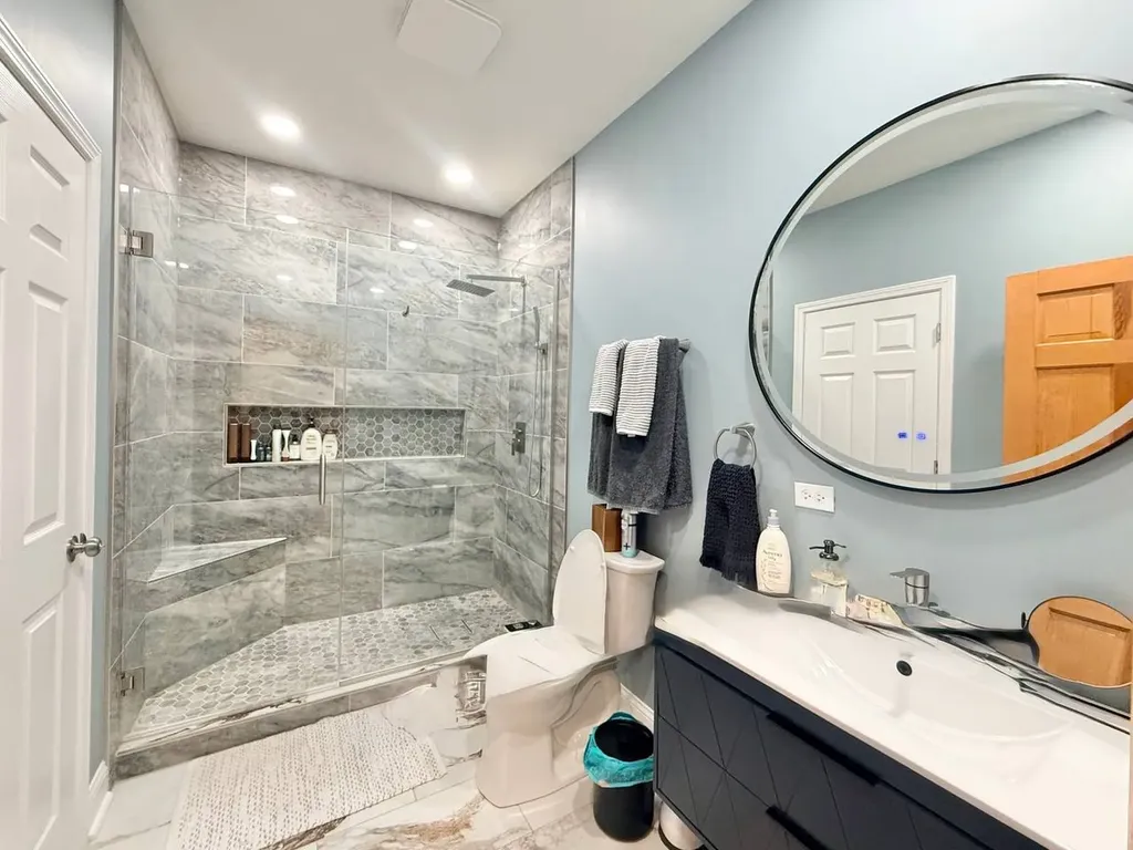 2052 Gardner Circle E Aurora IL 60503