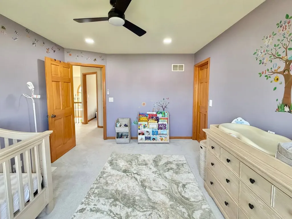 2052 Gardner Circle E Aurora IL 60503