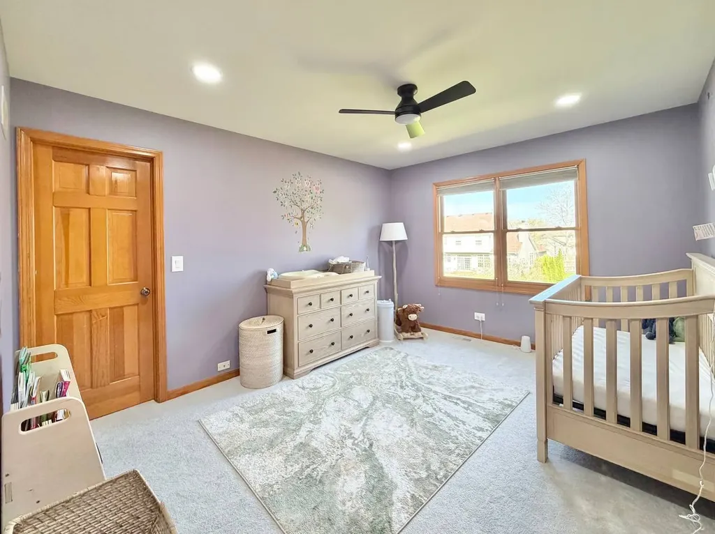 2052 Gardner Circle E Aurora IL 60503