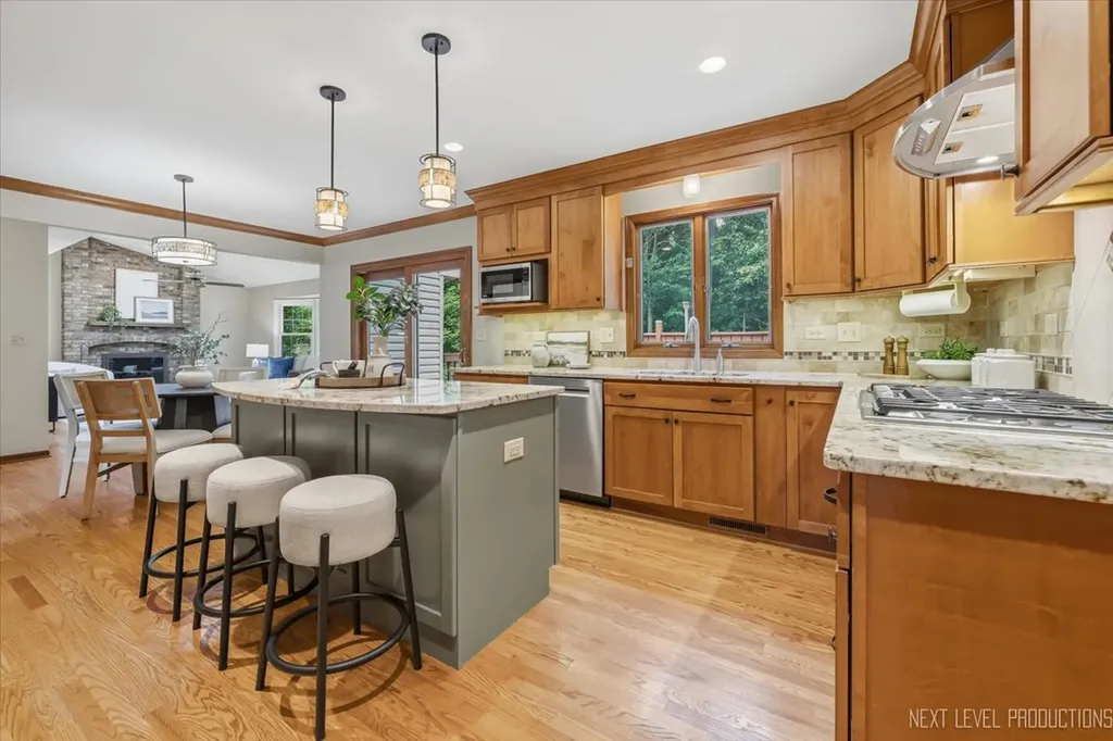 6036 Mill Bridge Lane Lisle IL 60532