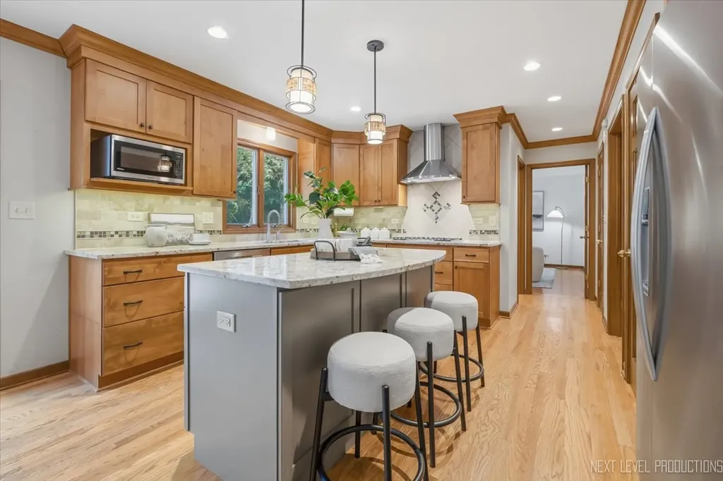 6036 Mill Bridge Lane Lisle IL 60532