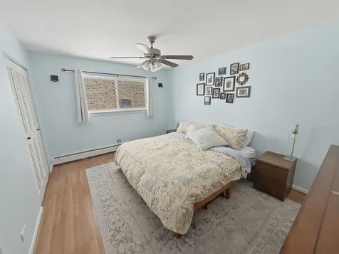 1612 West Farwell Avenue Chicago IL 60626