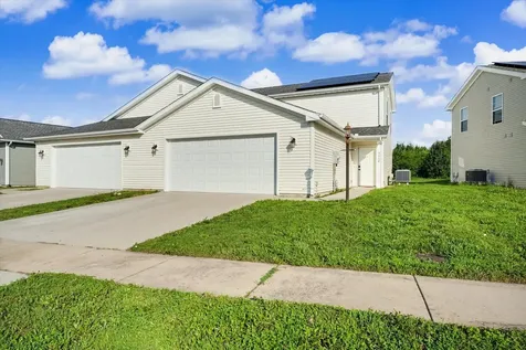 3312 Boulder Ridge Drive Champaign IL 61822
