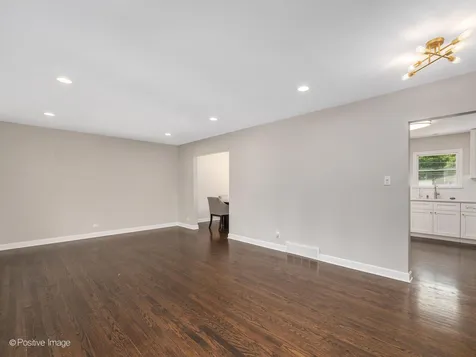 31 North Forrest Avenue Arlington Heights IL 60004