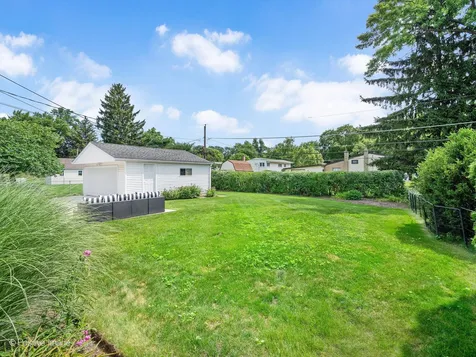 31 North Forrest Avenue Arlington Heights IL 60004