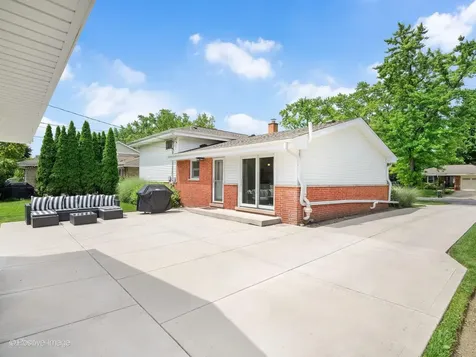 31 North Forrest Avenue Arlington Heights IL 60004