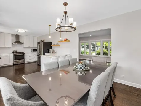 31 North Forrest Avenue Arlington Heights IL 60004