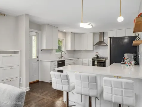 31 North Forrest Avenue Arlington Heights IL 60004