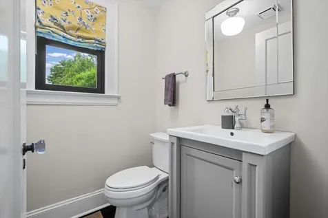 198 Wildwood Road Lake Forest IL 60045