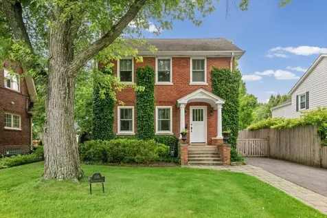 198 Wildwood Road Lake Forest IL 60045