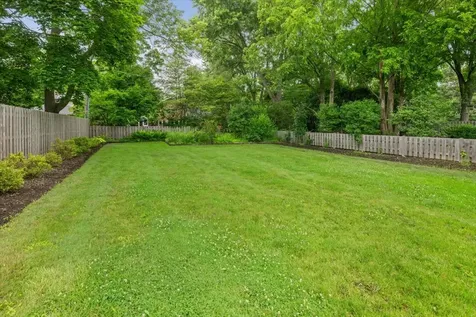 198 Wildwood Road Lake Forest IL 60045