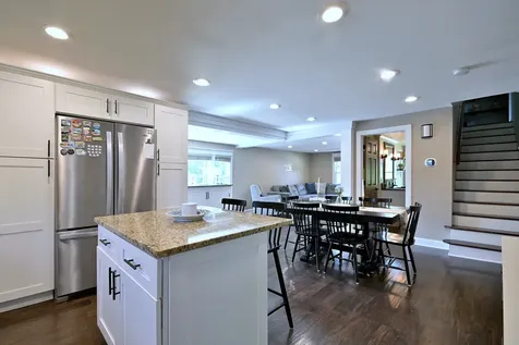 116 South River Street Montgomery IL 60538