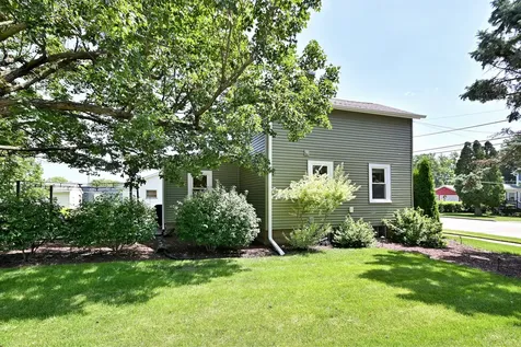 116 South River Street Montgomery IL 60538