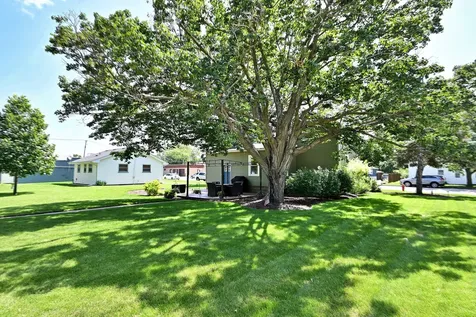 116 South River Street Montgomery IL 60538