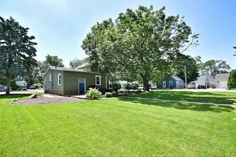 116 South River Street Montgomery IL 60538