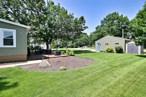 116 South River Street Montgomery IL 60538