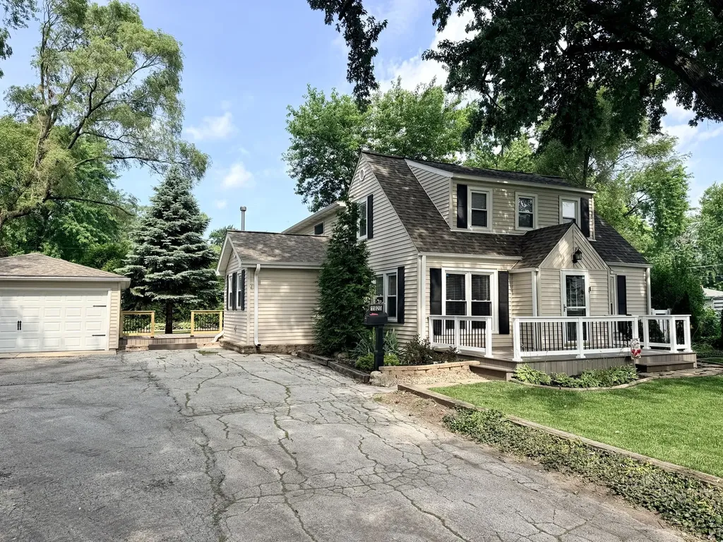 11820 South Avers Avenue Alsip IL 60803