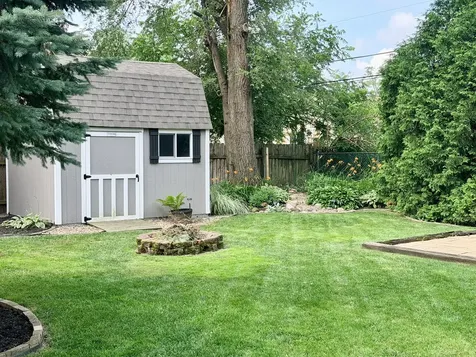11820 South Avers Avenue Alsip IL 60803