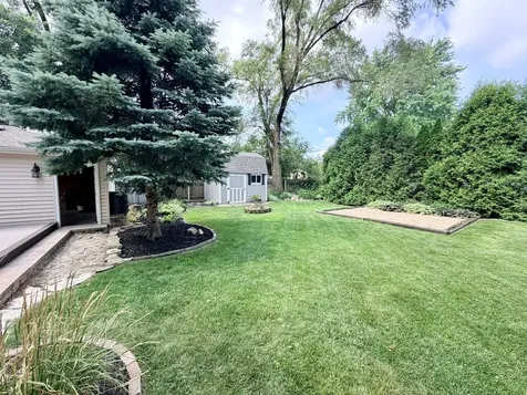 11820 South Avers Avenue Alsip IL 60803
