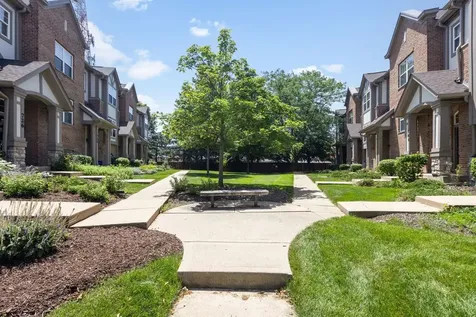 742 June Terrace Lake Zurich IL 60047
