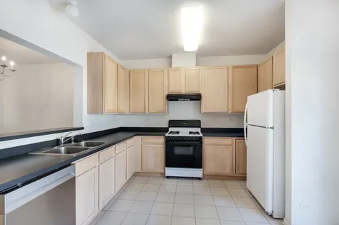742 June Terrace Lake Zurich IL 60047