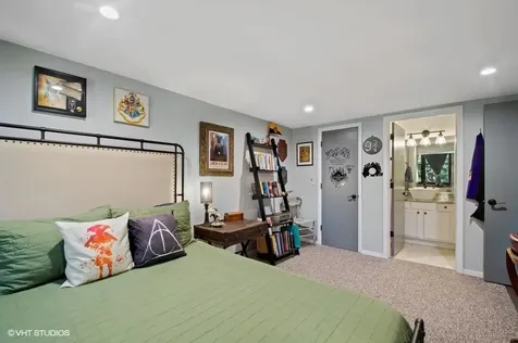 1934 North Washtenaw Avenue Chicago IL 60647
