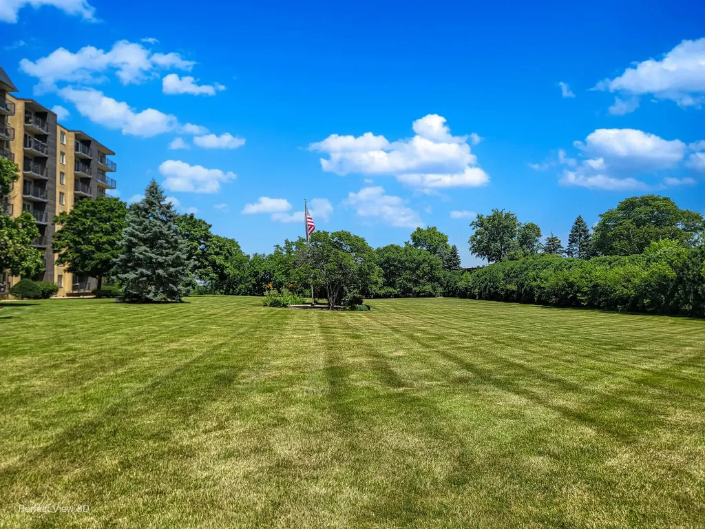 5400 Walnut Avenue Downers Grove IL 60515