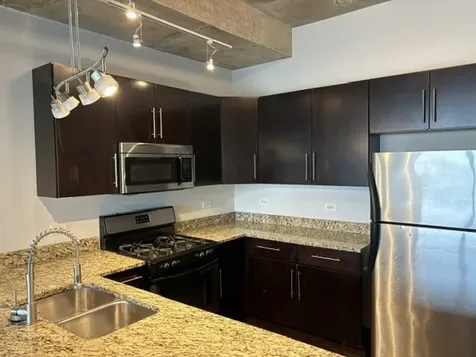 1610 West Fullerton Avenue Chicago IL 60614