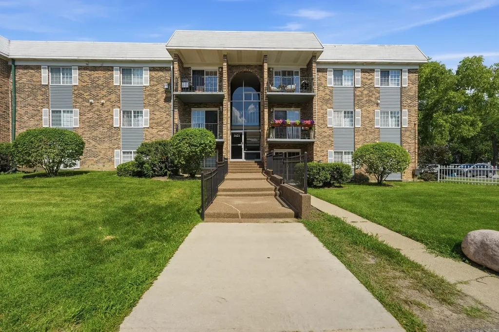 1621 North Windsor Drive Arlington Heights IL 60004