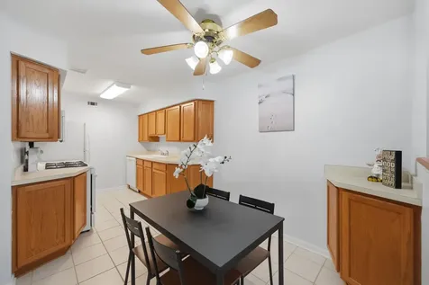 1621 North Windsor Drive Arlington Heights IL 60004