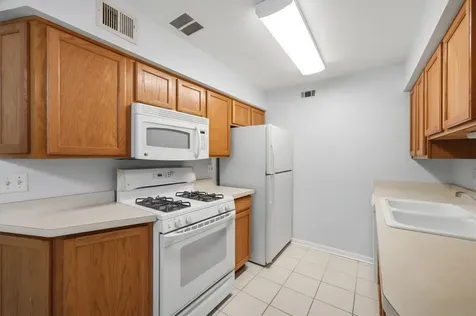 1621 North Windsor Drive Arlington Heights IL 60004