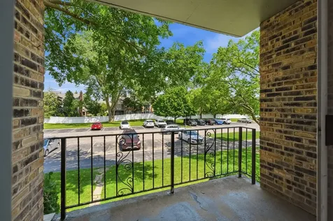 1621 North Windsor Drive Arlington Heights IL 60004