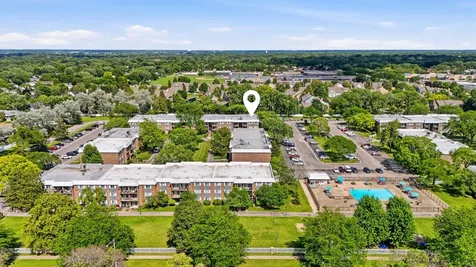 1621 North Windsor Drive Arlington Heights IL 60004