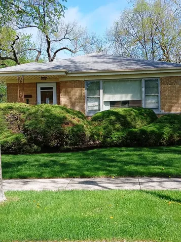 8211 Lawndale Avenue Skokie IL 60076