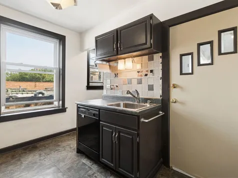 1044 West Balmoral Avenue Chicago IL 60640
