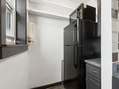 1044 West Balmoral Avenue Chicago IL 60640