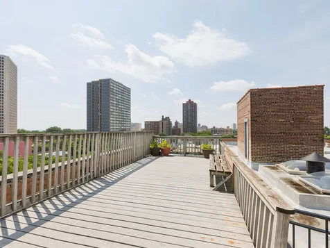 1044 West Balmoral Avenue Chicago IL 60640