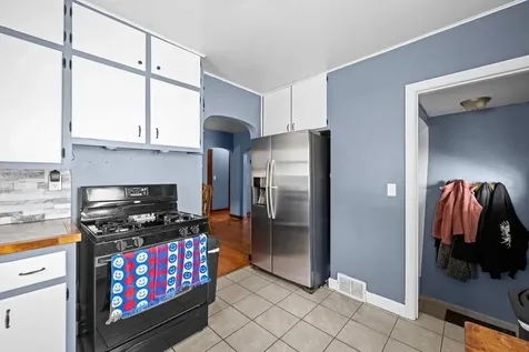 802 27TH Avenue Moline IL 61265